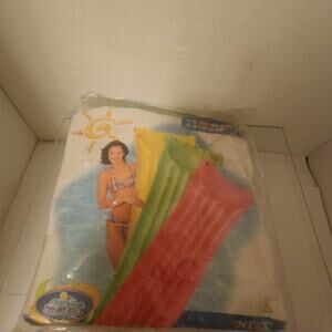 NIP 2006 The Wet Set 72x27 Glossy Mat Pool Float Green Vintage